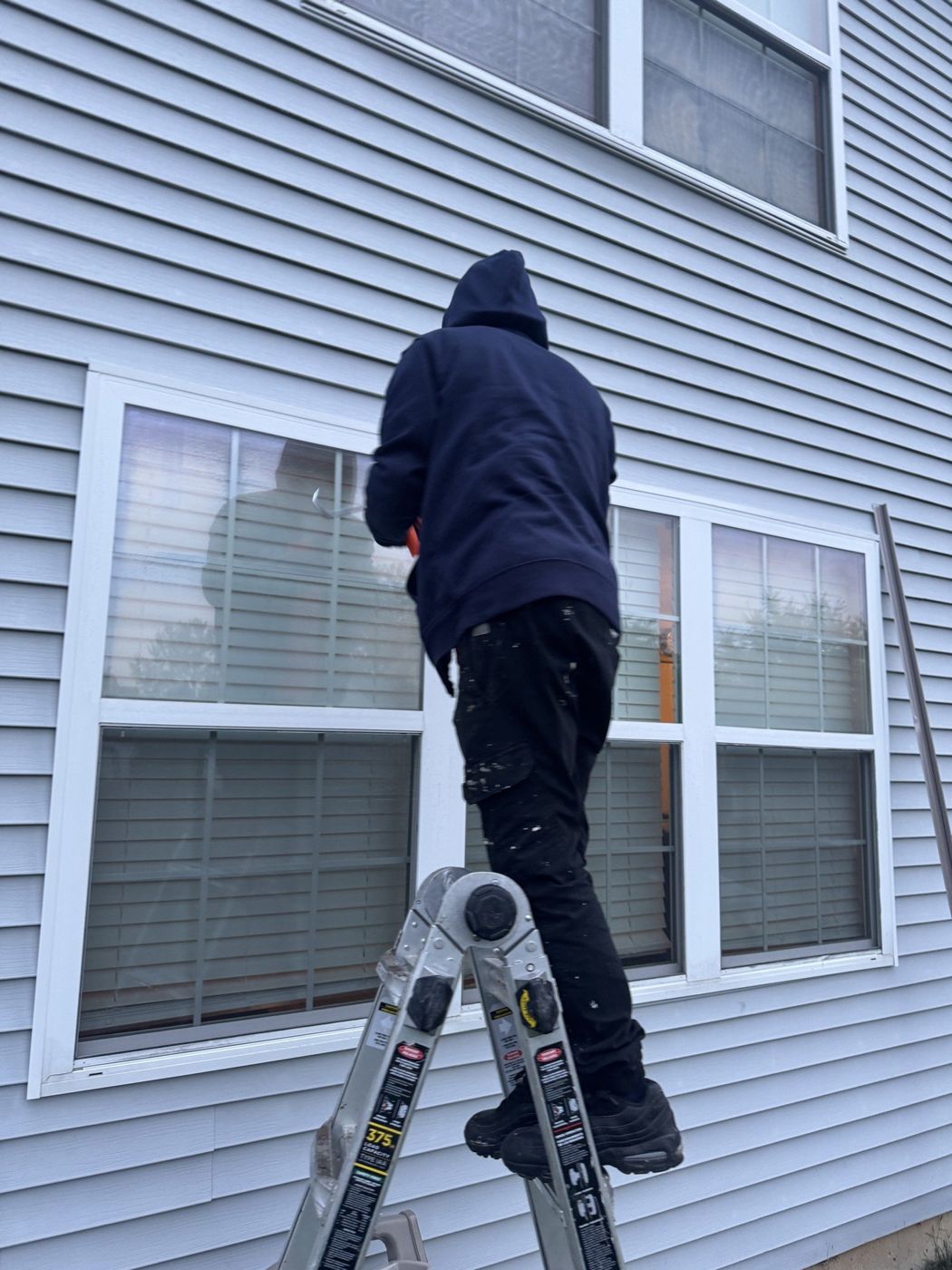 Window reset from ladder